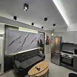 ε5centralapartmentnearthesea *