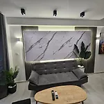 ε5centralapartmentnearthesea *