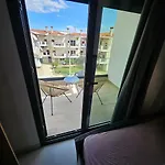 ε5centralapartmentnearthesea *