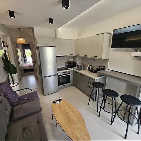 Apartment ε5centralapartmentnearthesea *