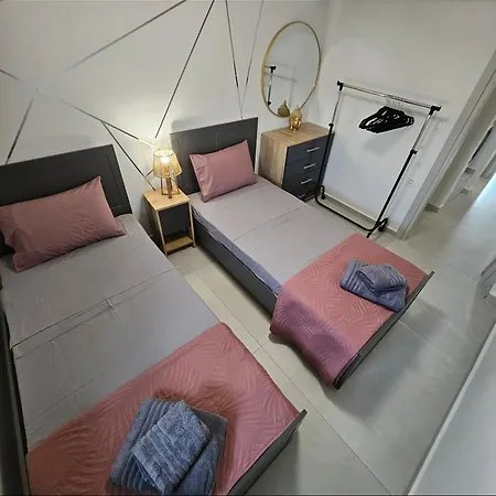 ε5centralapartmentnearthesea *