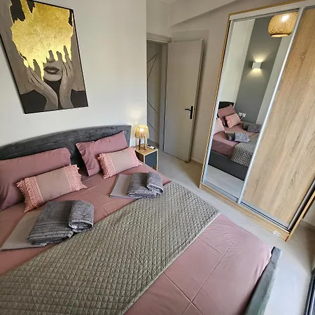 ε5centralapartmentnearthesea Apartment