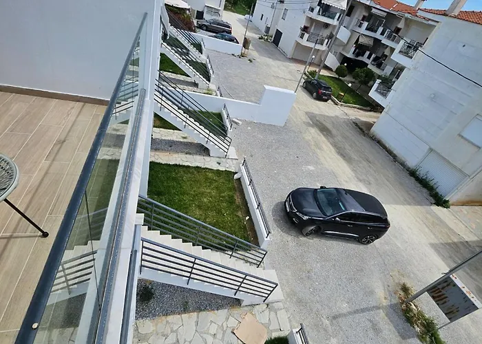 ε5centralapartmentnearthesea דירה *